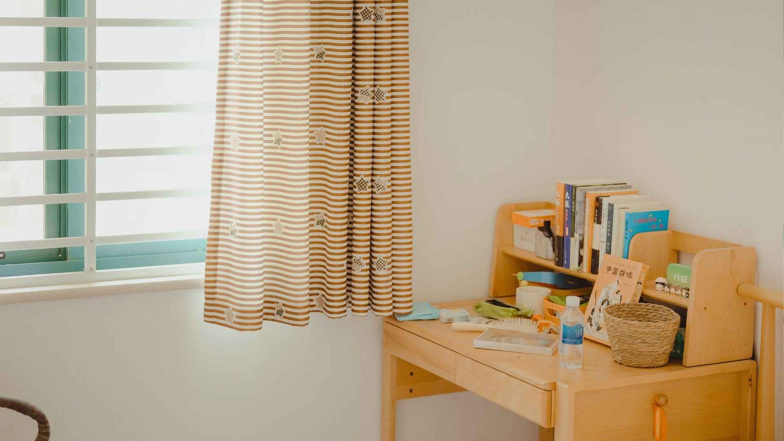 Pantry Shelf Organization